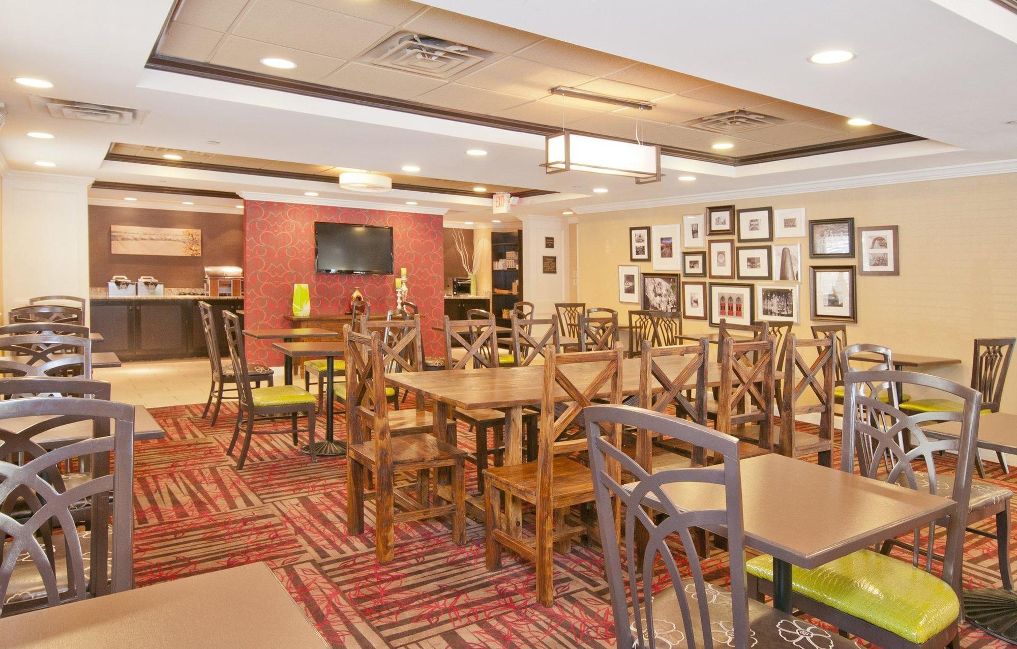 Inn At The Peachtrees, Ascend Hotel Collection Ατλάντα Εστιατόριο φωτογραφία